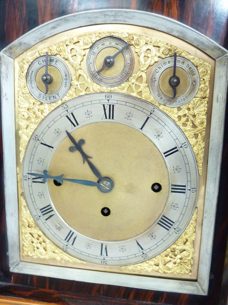 A ROSEWOOD BRACKET CLOCK, late 19th Century, arched and marquetry inlaid chamfered case with brass - Image 2 of 4