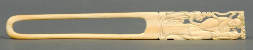 A 19th century Cantonese carved ivory sewing/embroidery implement
The handled formed as Guanyin