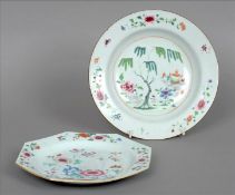 An 18th century Chinese Export porcelain plate Of octagonal form and typically decorated in the