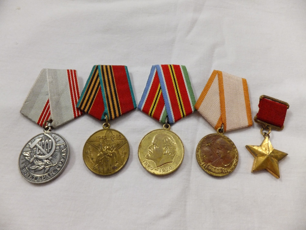 A selection of Russian medals to include Federation Star (5)