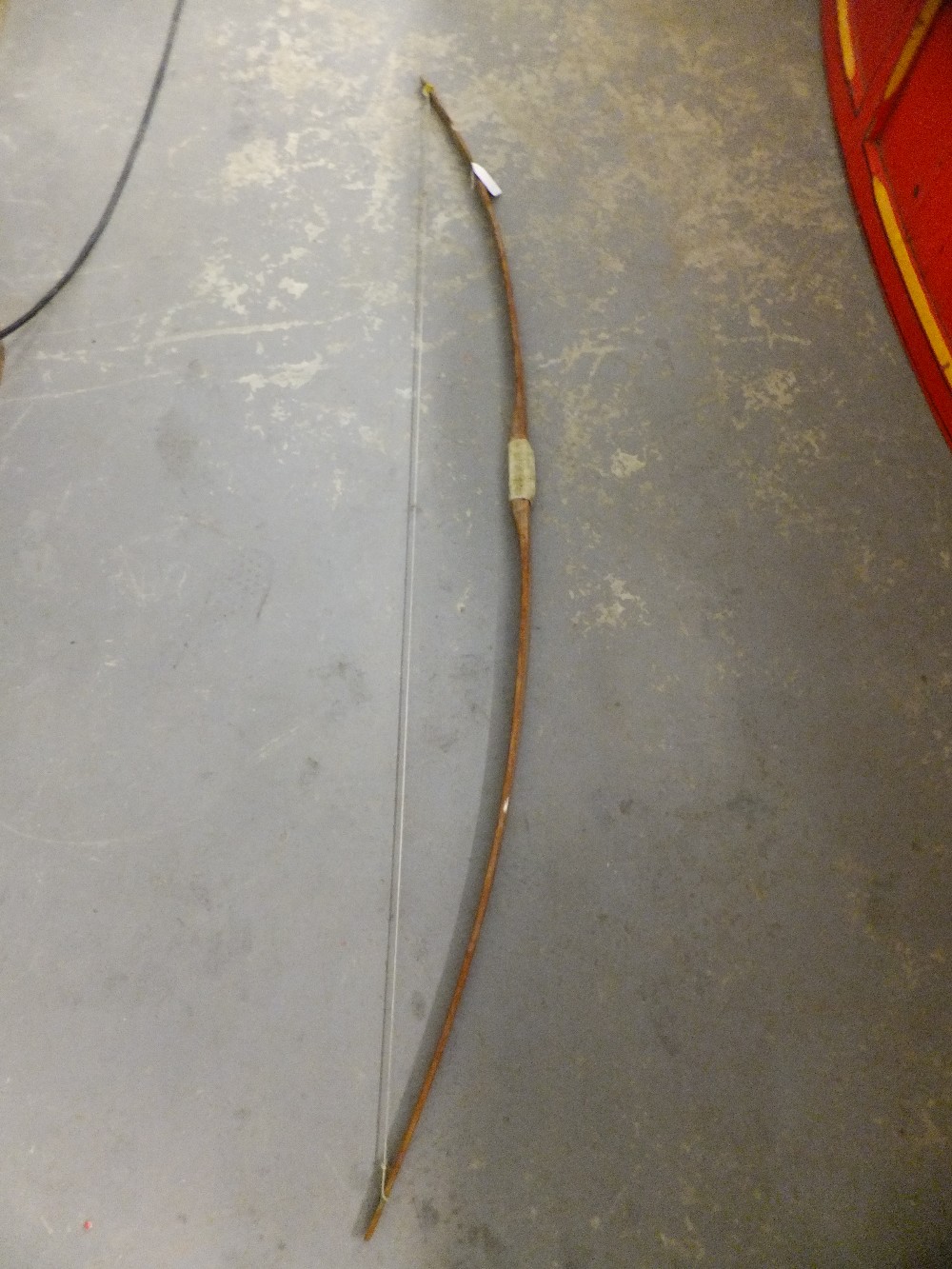 A vintage Slazenger long bow