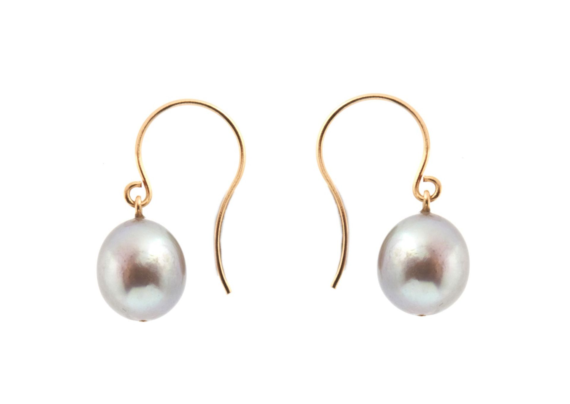 HOOK EARRINGS En oro de 18 kl. con perlas cultivadas de agua dulce en color gris de 10,5-11 mm. de d