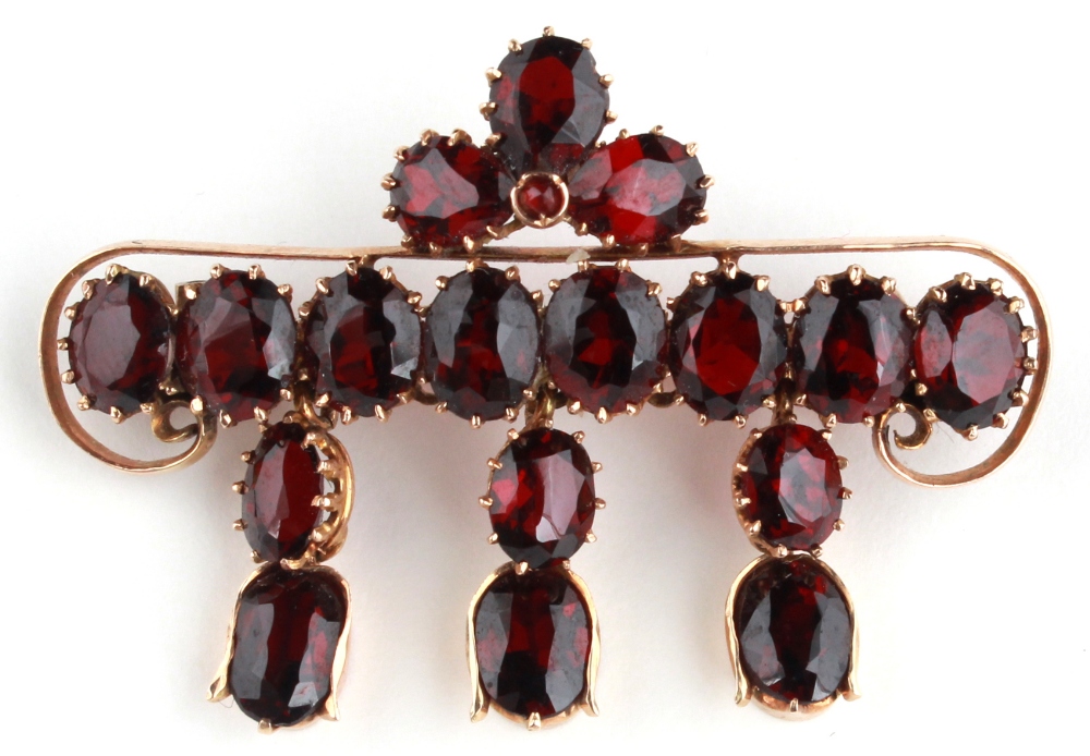 Property of a lady - a Victorian garnet bar & pendant brooch, 1.7ins. (4.3cms.) wide (see