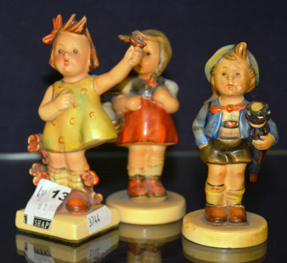 A collection of three Goebel figures (3)