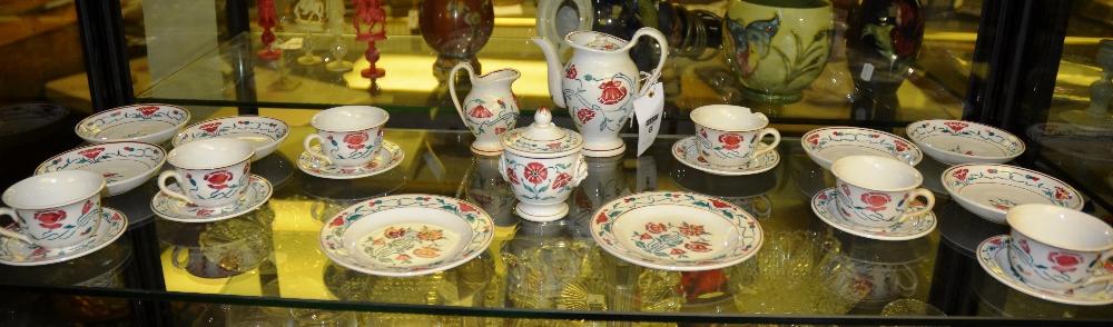 A child's teaset by Villeroy & Boch, Dresden, decorated with poppies (23)