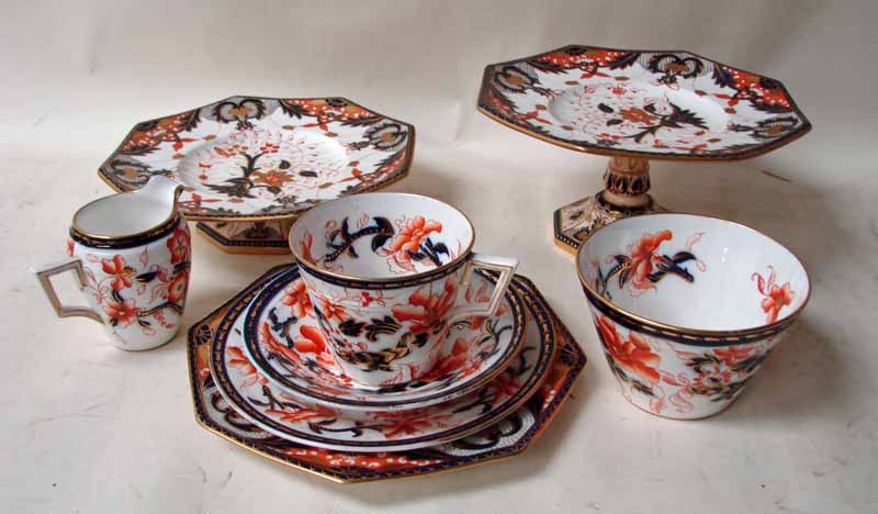 A late 19th century porcelain tea service, twenty-eight pieces for a six place setting in an Imari