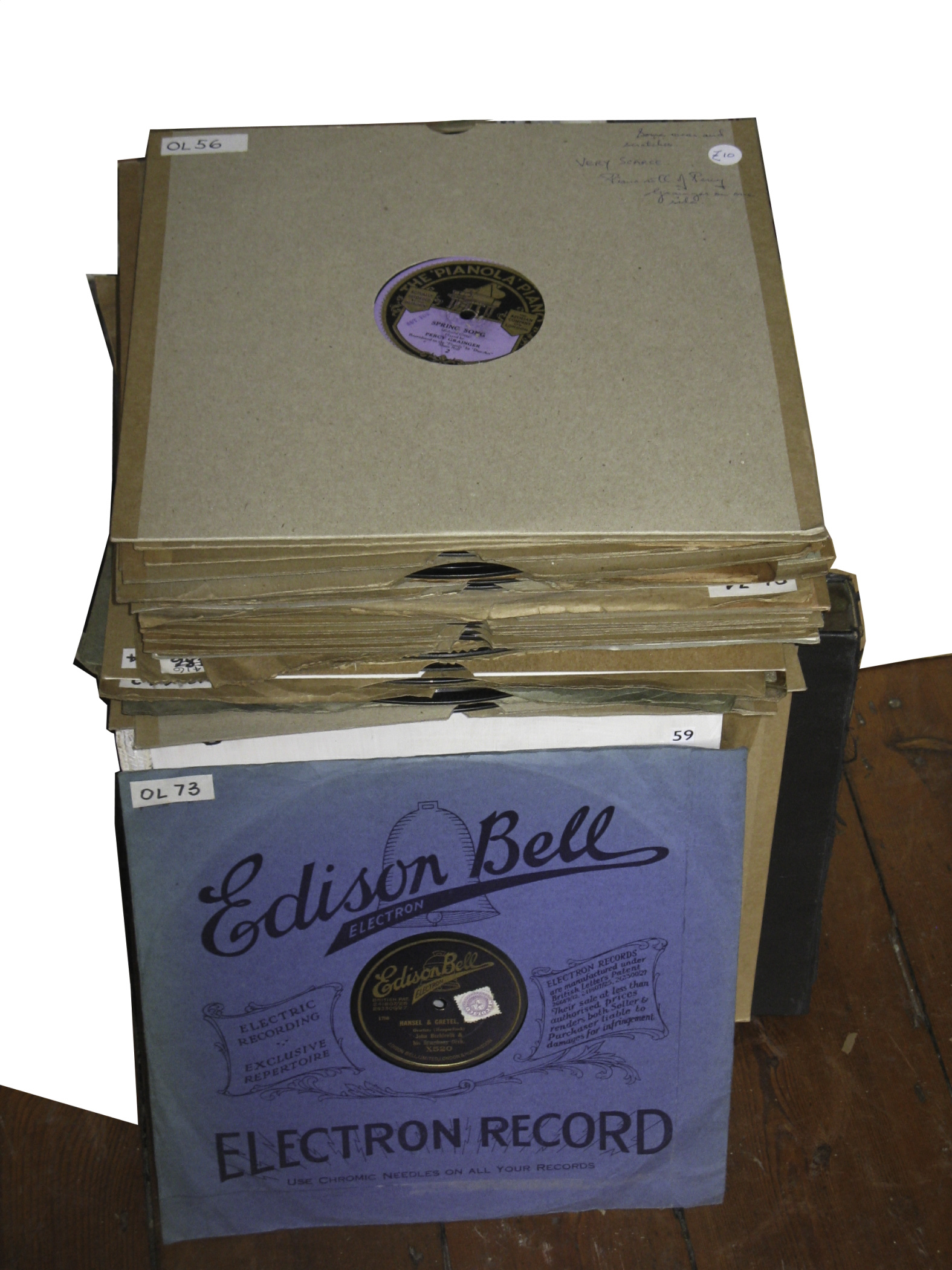 12-inch records: 90, including Velvet Face, Aeolian Vocalion, Victor, early Decca: eight copies HMV