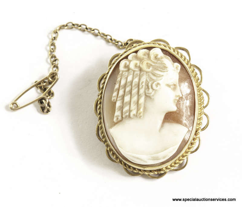 A 9ct gold mounted cameo brooch,  with initials AH to reverse