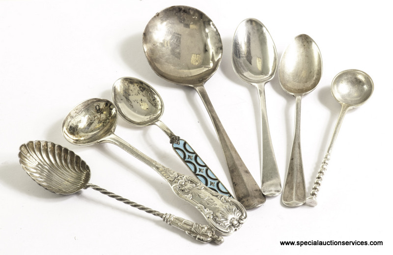 An assortment of silver spoons, to include a George V example, plus six other examples (7)