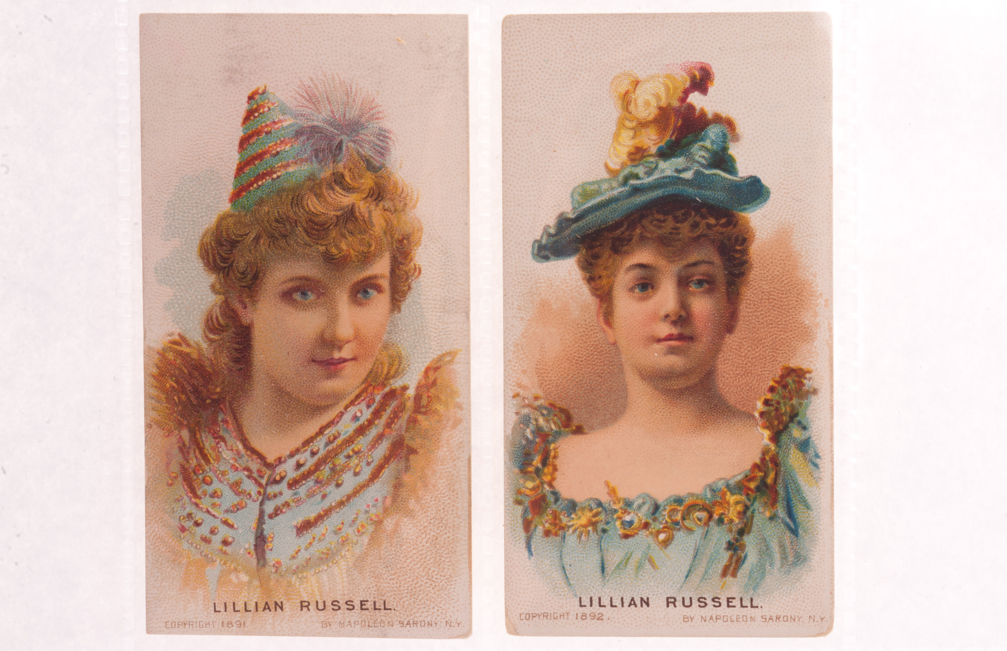 Cigarette cards USA, Thos. H. Hall, Actresses (No borders, no Hall on front), (22/25) (gd/vg) (22)