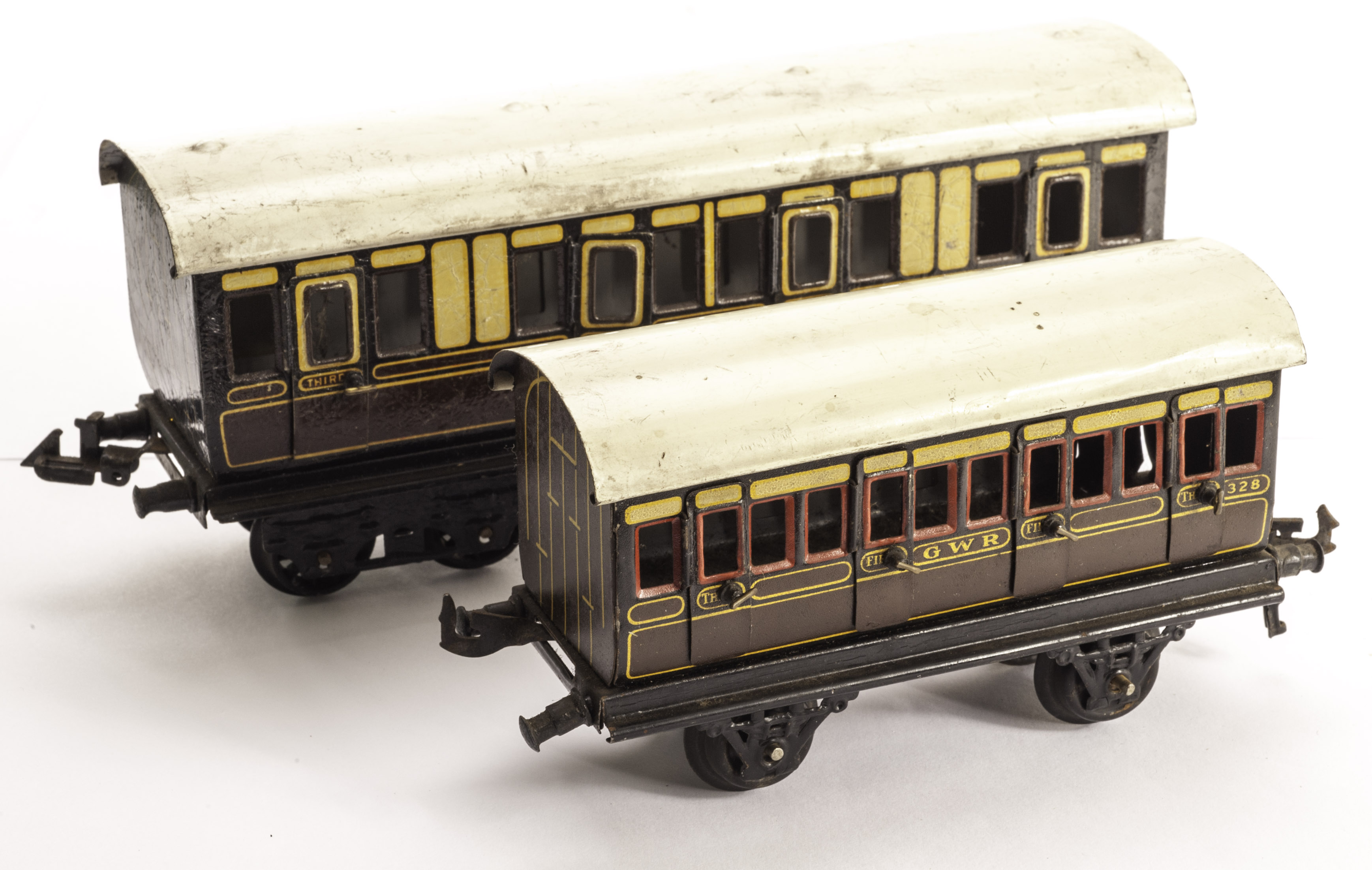 Bing 0 Gauge GWR chocolate and cream Bogie and 4-wheel First/Third Class Coaches: bogie coach with