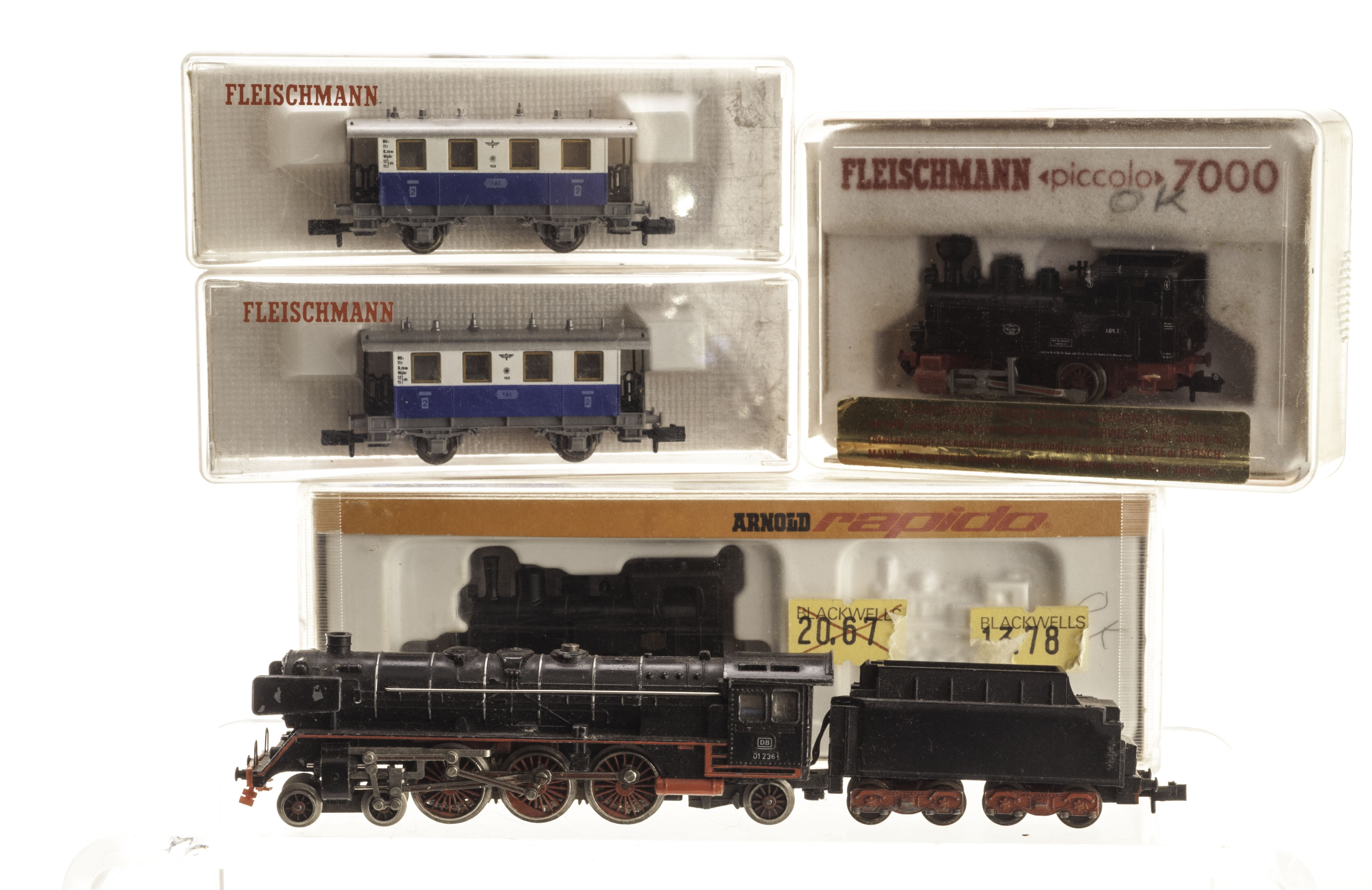 Continental N Gauge Locomotives and Rolling stock by various makers: Fleischmann Piccolo 7000 DB