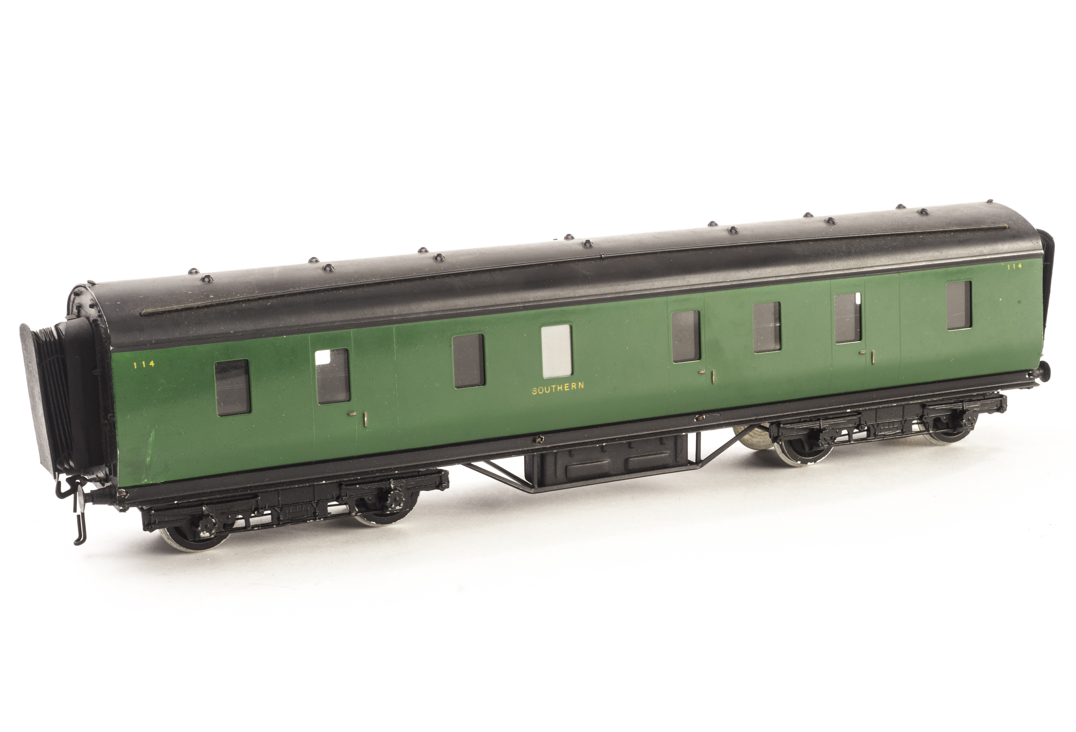 A Southern Railway 0 Gauge carriage by Exley: Full Brake No. 114, (slight rubbing to roof vents and