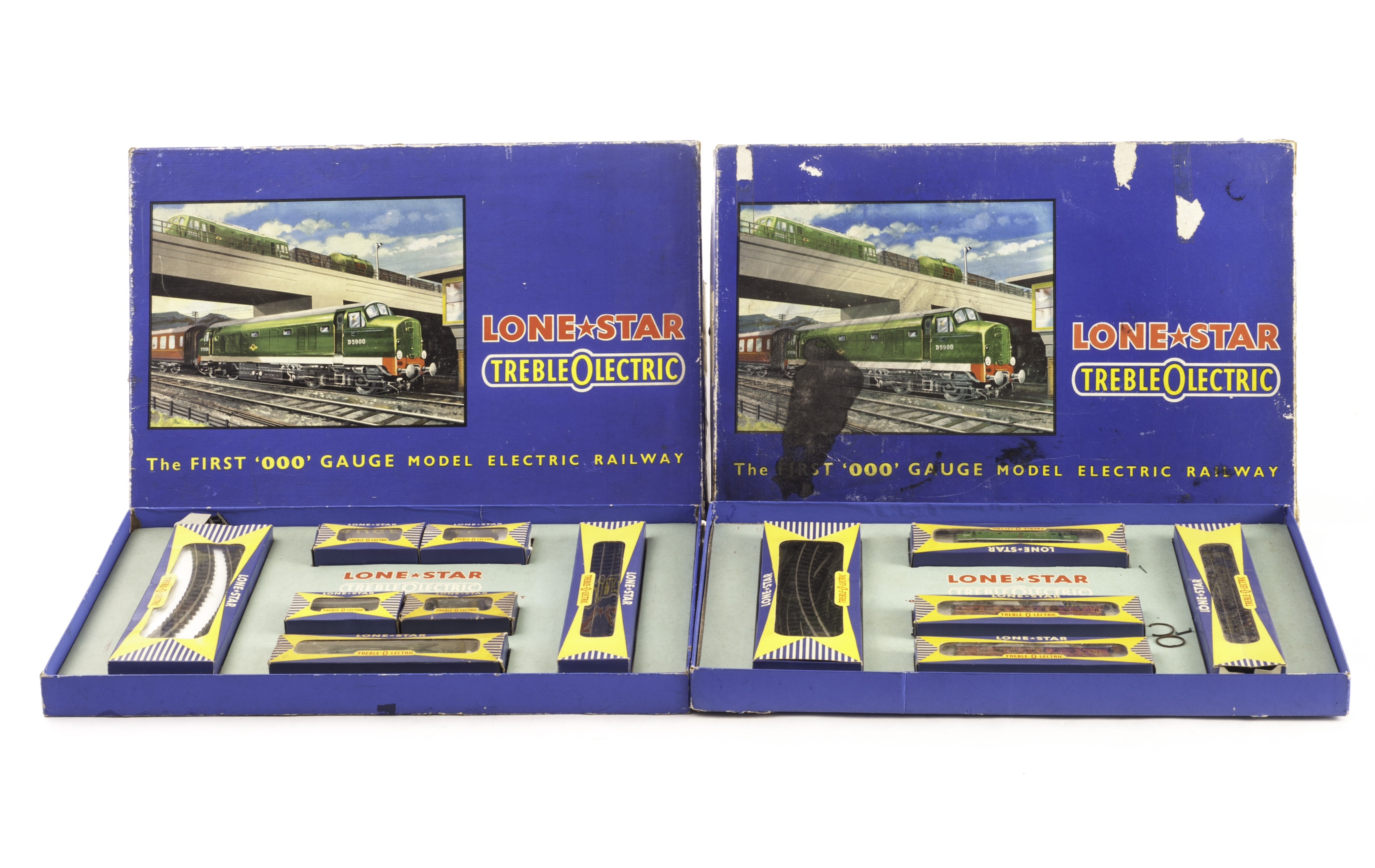 Lone Star Treble ?0? Lectric Train Sets N Gauge: EL 51 Passenger Set, comprising BR green D5900