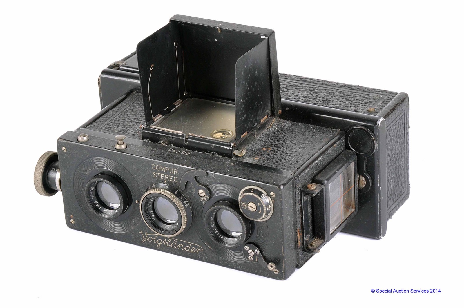 A Voigtlander Stereflektoskop Camera, serial no. 46743, with Heliar f/4.5 65mm lens, body, G,