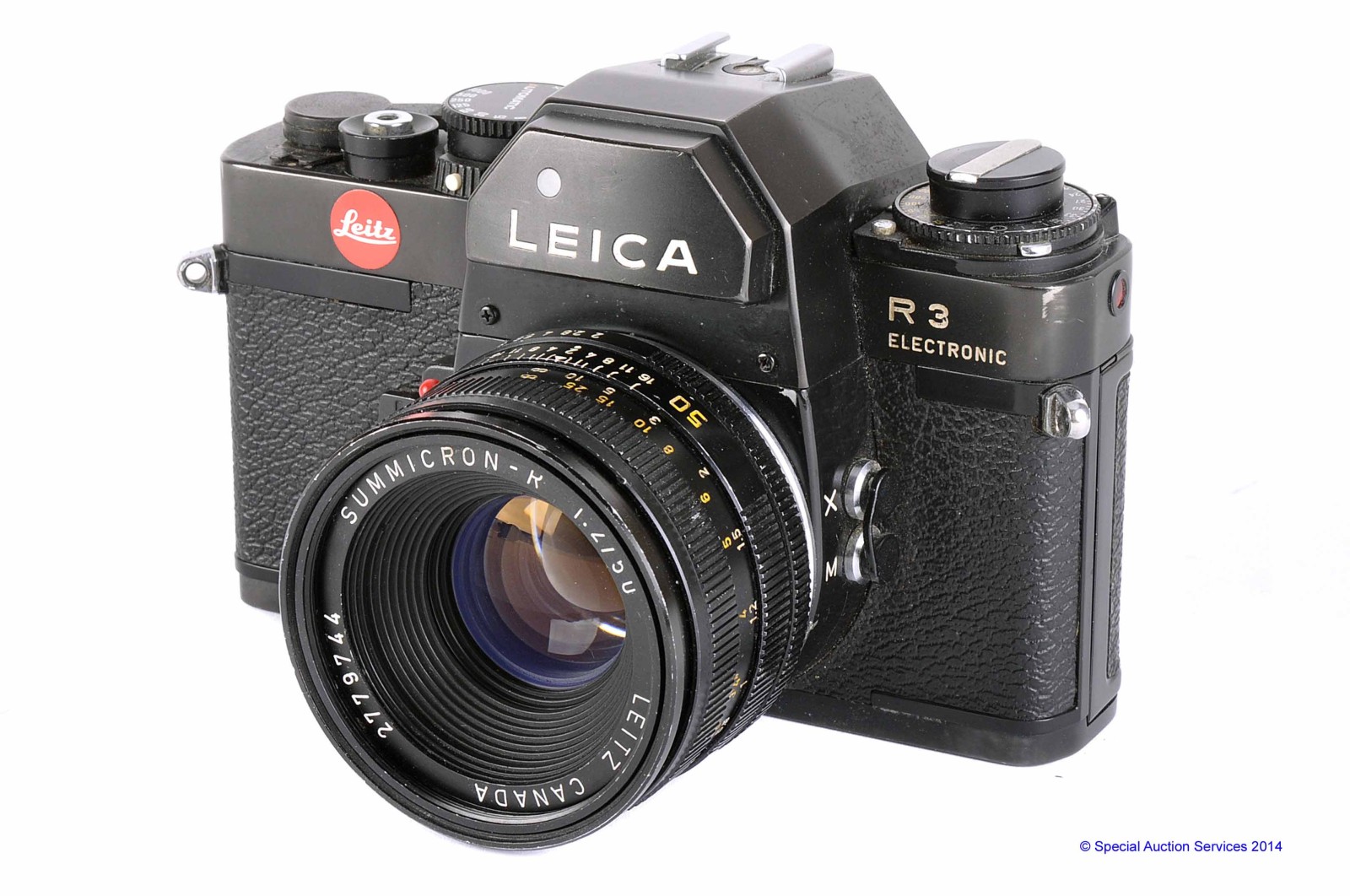 A Leica R3 Electronic Camera, black, serial no. 1461150, with Leitz Summicron-R f/2 50mm lens, body,