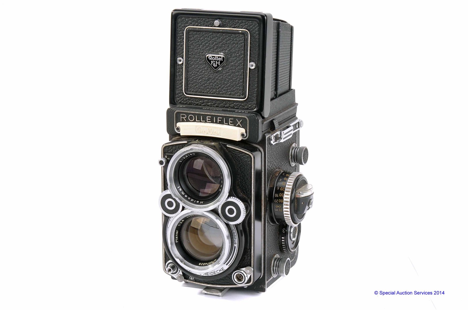 A Rolleiflex 2.8F TLR Camera, serial no. 2467608, with Carl Zeiss Planar f/2.8 80mm lens, body, G,