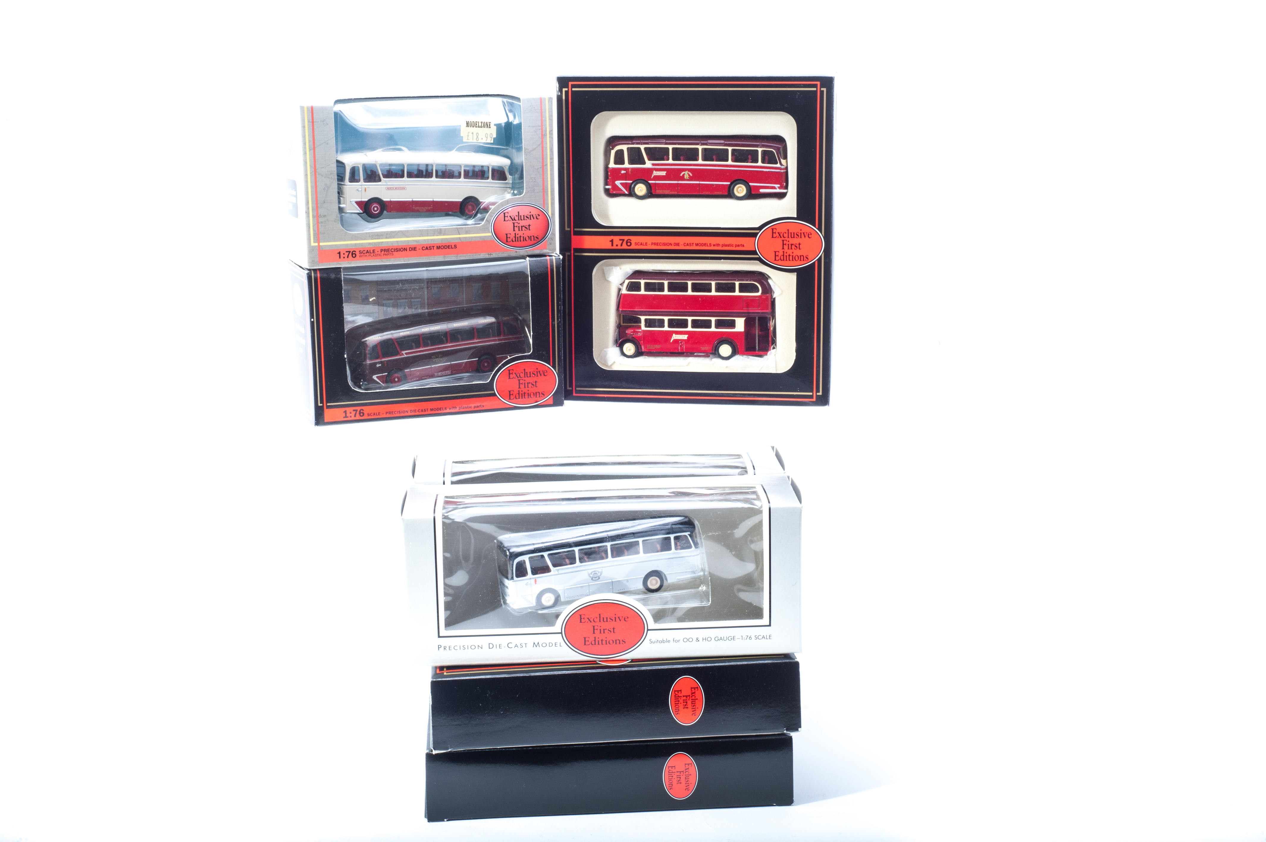 EFE: thirty models of buses & commercial vehicles, in original boxes, E-M, boxes G-E (30)