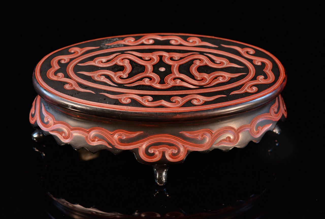 Chinese Guri Lacquer Oval Scholar Stand 19th cen, measures 7.5" by 3.5", 2.5"h    Please visit our