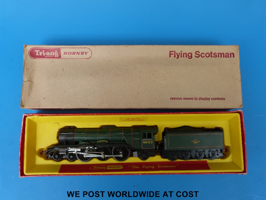 Tri-ang Hornby 00 gauge locomotive R850 'Flying Scotsman' in original box