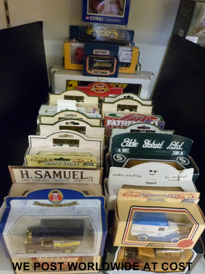 Collection of boxed diecast cars including Corgi, Days Gone By, Matchbox etc