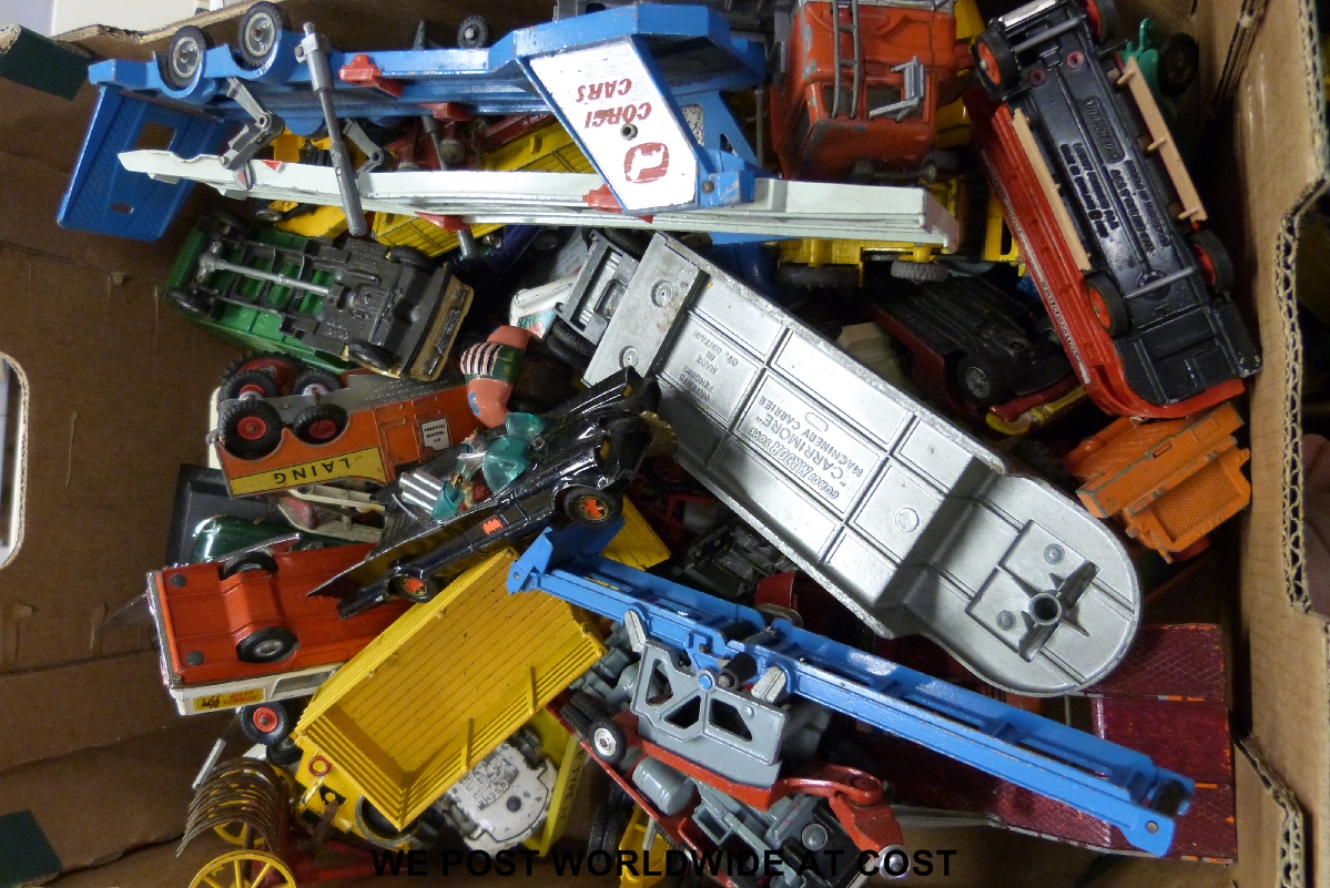 A quantity of play-worn Matchbox, Dinky and other toys