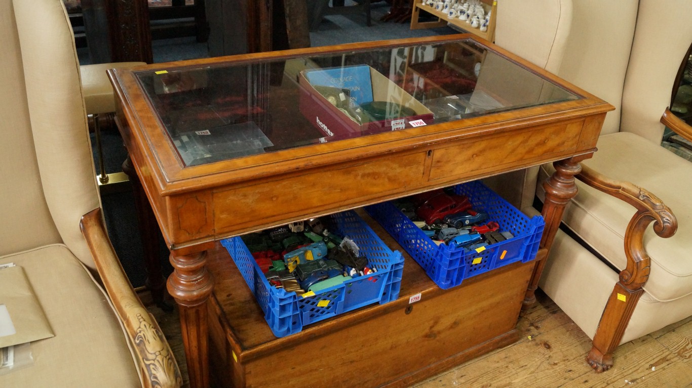 A Victorian satinwood and line inlaid museum type bijouterie cabinet, with bevelled glass inset