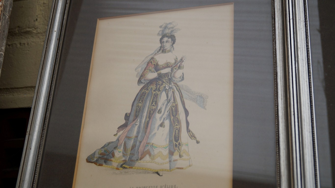 A set of four antique French fashion prints, 24.5 x 17cm.