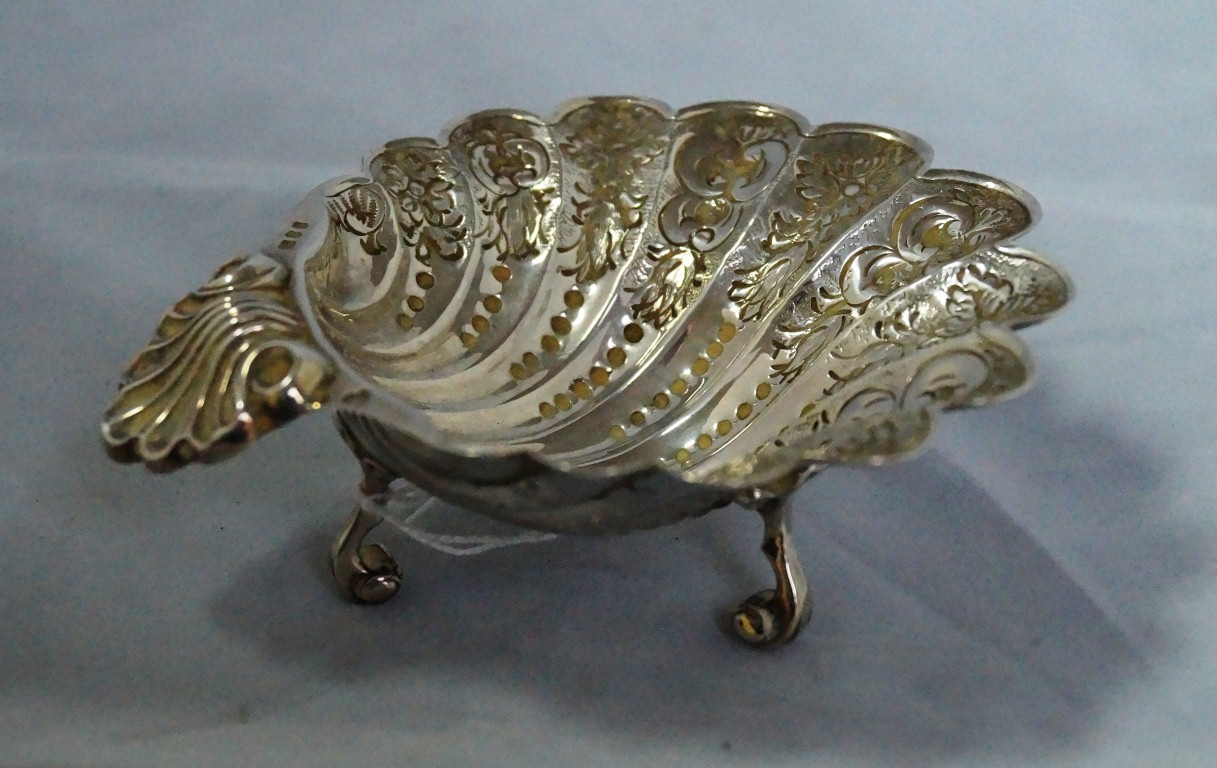 A silver shell dish, by C J Vander Ltd.,