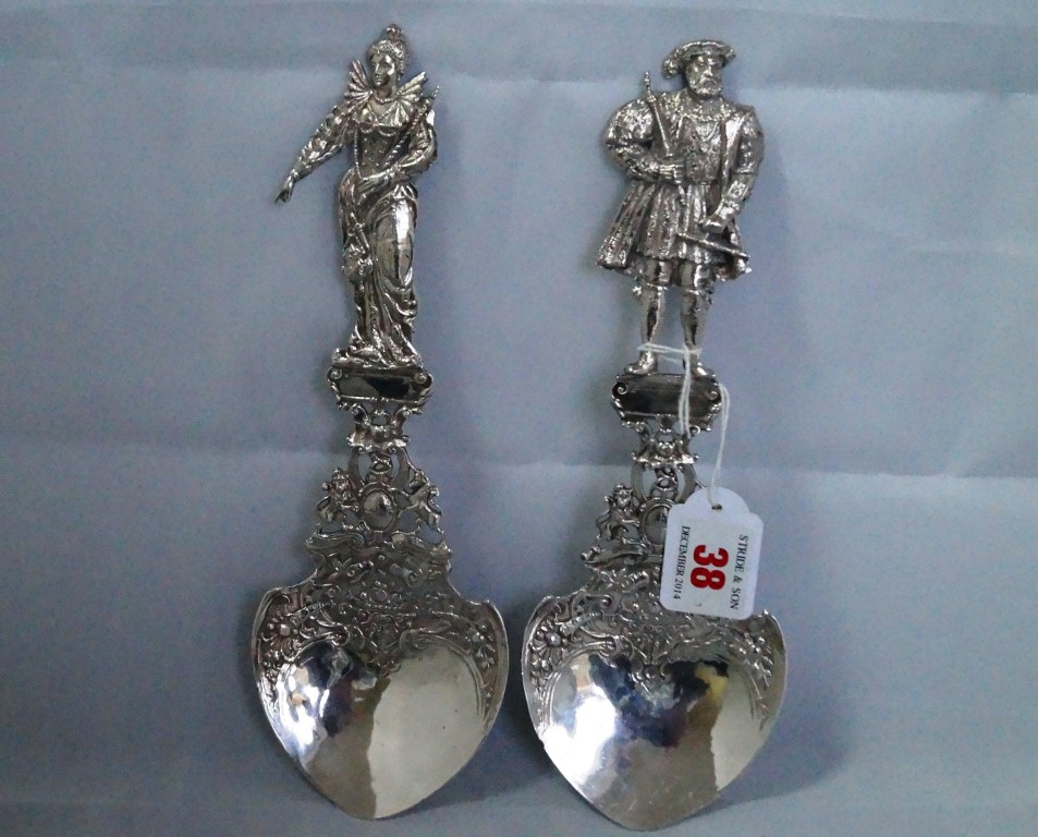 A pair of continental silver spoons, by - Image 2 of 4