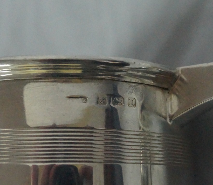 A silver tankard, by A & J Zimmerman, Bi - Image 3 of 3