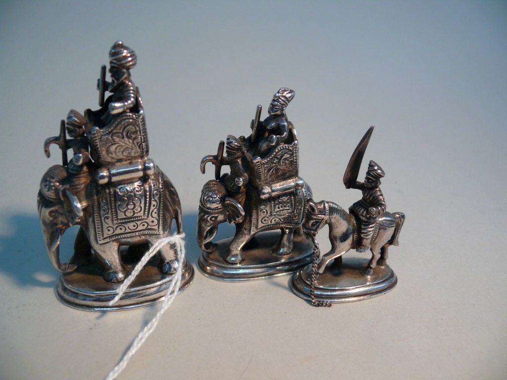 Three Indian 925 chess pieces, comprising; King; Queen and Knight.   Condition Report:  Overall