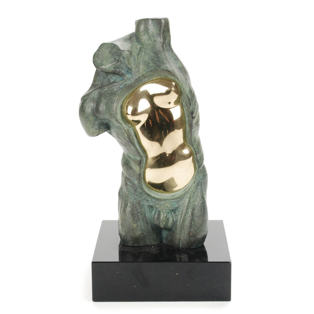 LORENZO QUINN ""Dualidad"" en bronce sobre peana de marmol. Firmada y numerada 533/999 en la base.