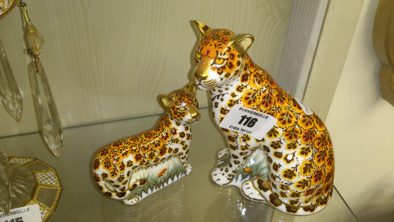 Crown Derby lion and cub