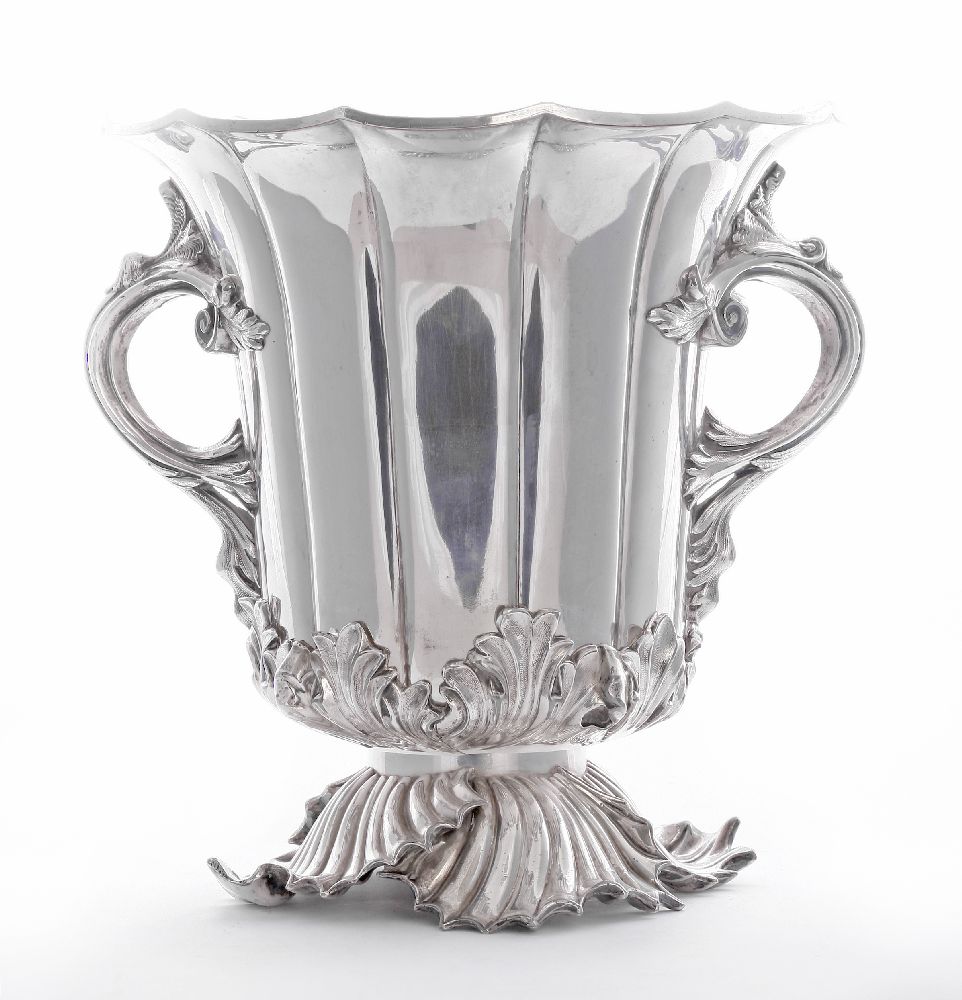 A William IV old sheffield plate two-handled wine cooler, unmarked, possibly by Roberts, Smith &