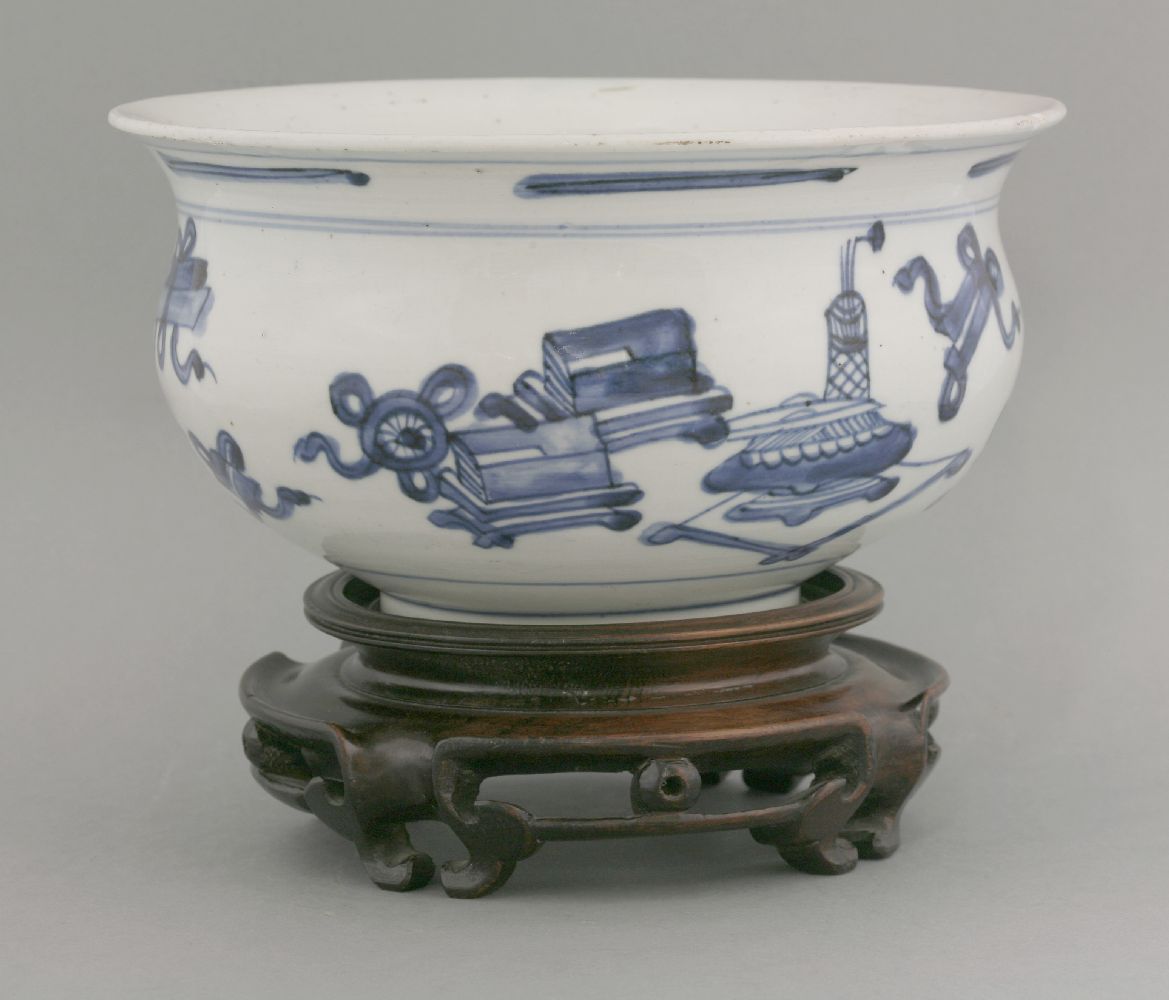 A blue and white Censer, mid 17th century, painted in underglaze blue with precious objects, minor