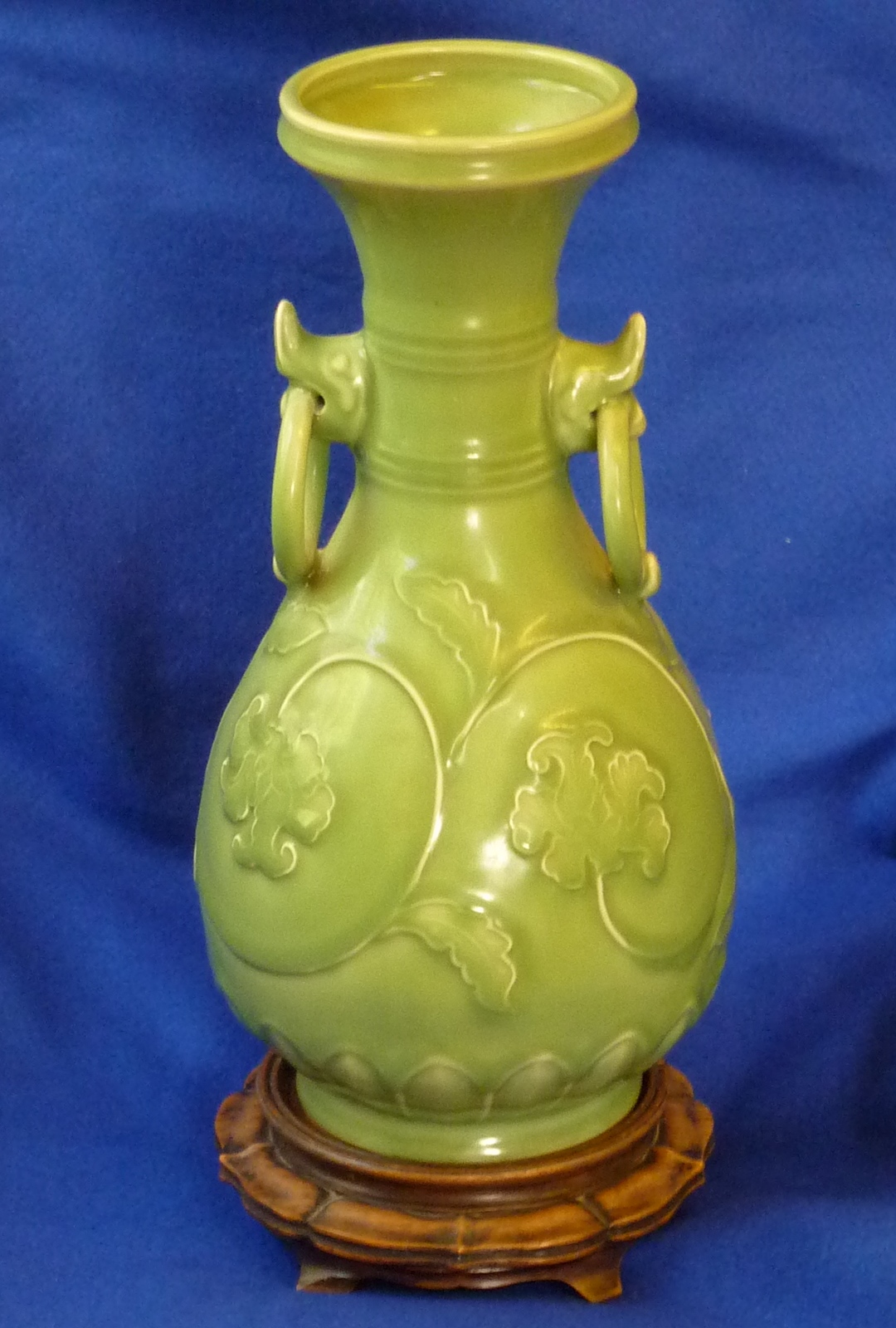 A fine "Longquan" Celadon glazed Bottle Vase in Yuan Dynasty style, the pear shaped body rising from