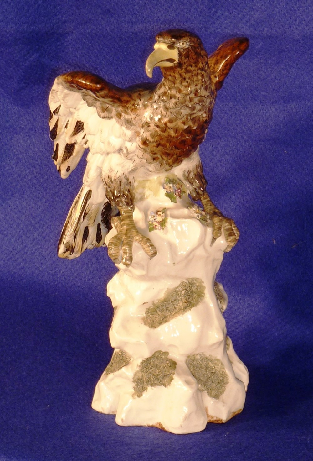 A large and fine hand decorated 18th/19th Century hard paste porcelain Model of an open winged Eagle