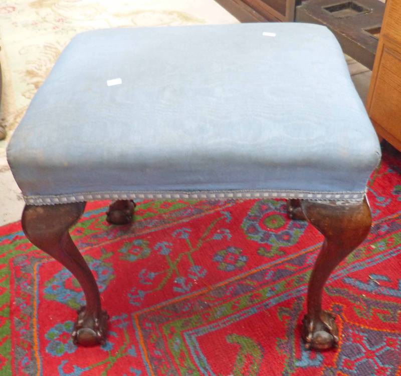 19TH CENTURY MAHOGANY FRAMED OVERSTUFFED FOOTSTOOL ON BALL & CLAW SUPPORTS