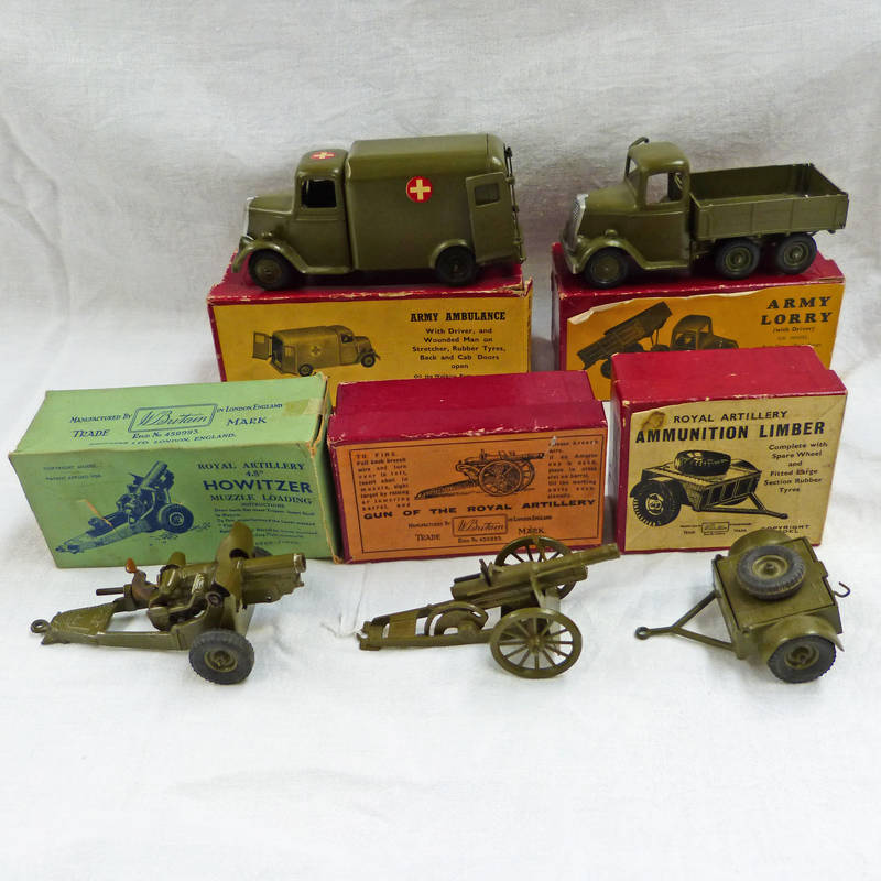 SELECTION OF VINTAGE BRITAINS MILITARY VEHICLES INCLUDING ARMY AMBULANCE, ARMY LORRY, AMMUNITION