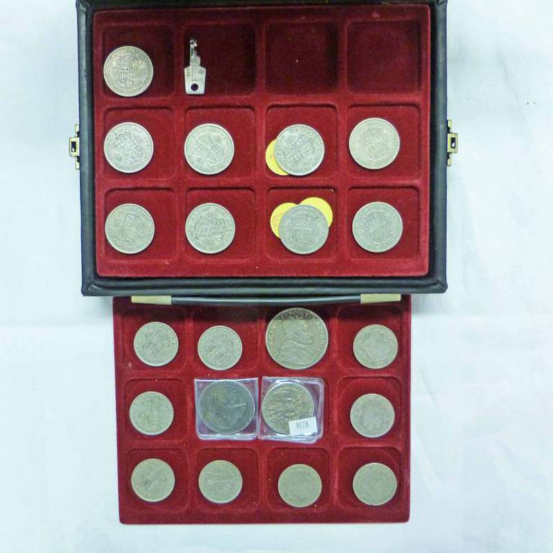 18 HALF CROWNS 1921-1946 IN BLACK COIN CASE AND 3 OTHER MEDALLIONS