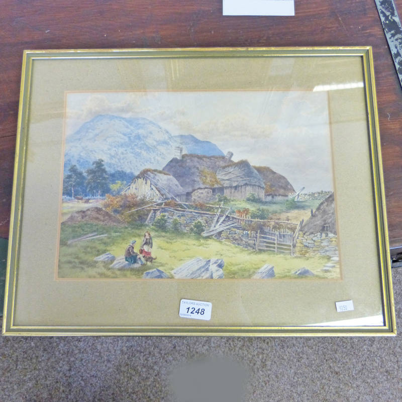 GILT FRAMED WATERCOLOUR OF HIGHLAND SCENE WITH FIGURES IN FRONT OF COTTAGE, 24.5 X 35CM WITH OLD