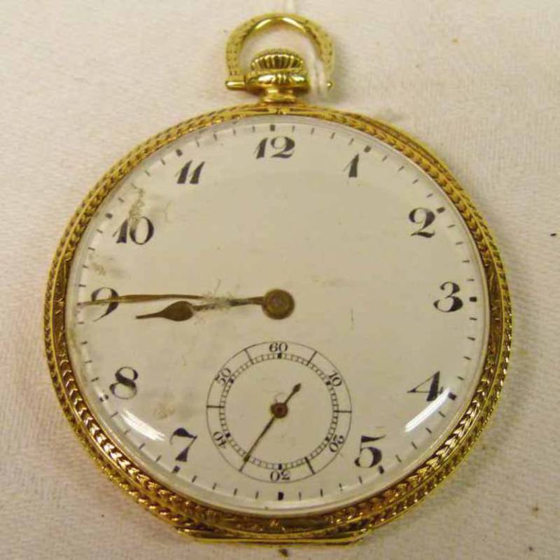 14CT GOLD OPEN FACE POCKET WATCH WITH FOLIATE DECORATION