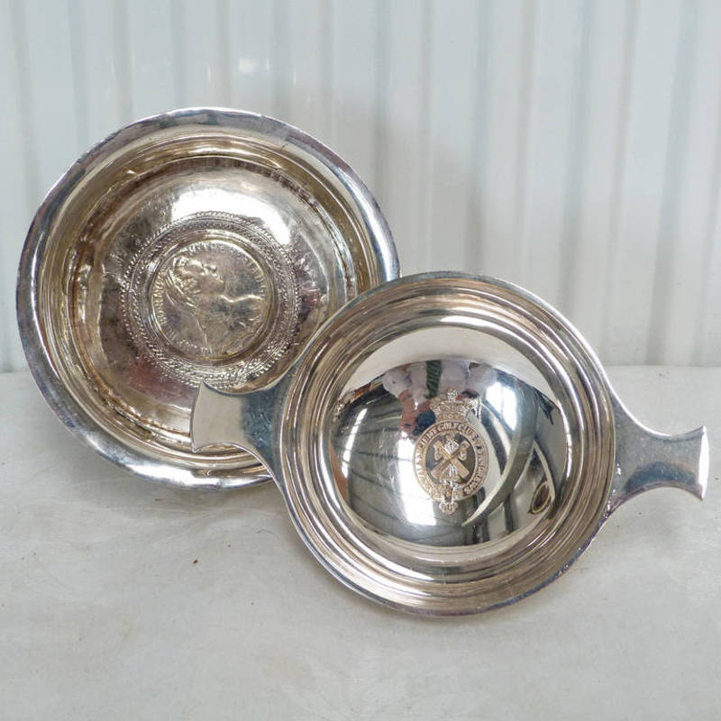 2 HANDLED QUAICH WITH CREST OF ROYAL & ANCIENT GOLF CLUB OF ST ANDREWS AND WHITE METAL DISH WITH