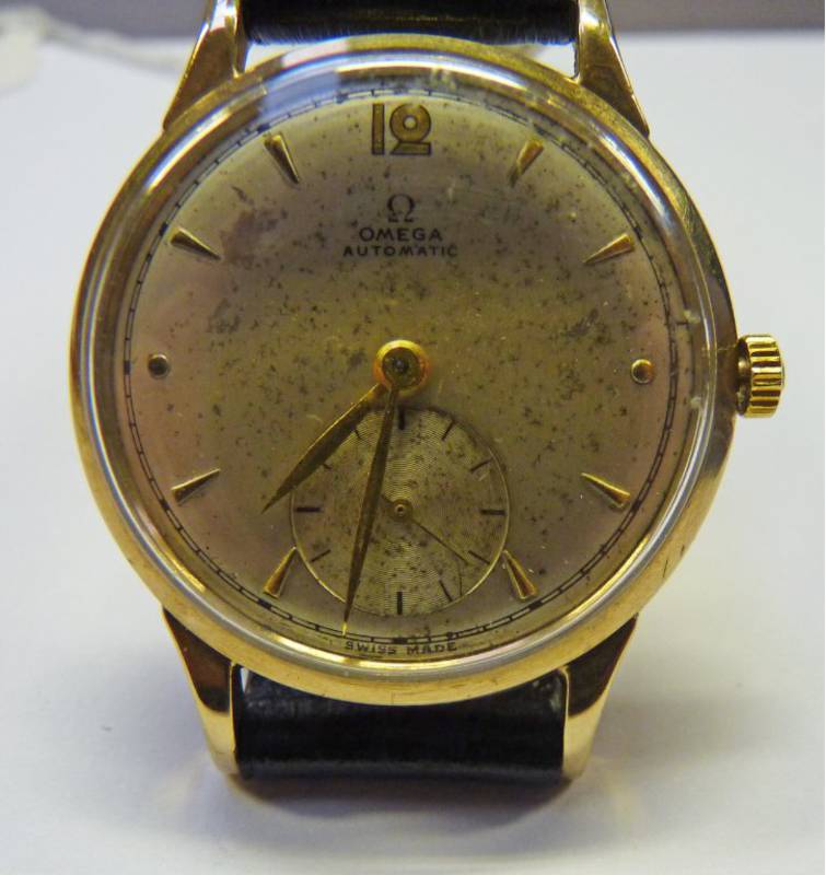 9CT GOLD OMEGA AUTOMATIC WRISTWATCH WITH SUBSIDIARY DIAL