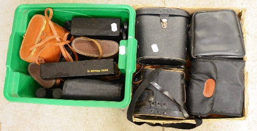 Binoculars a collection of assorted models including Zenith 10x50, Hallina Discovery 20x50, Tasco