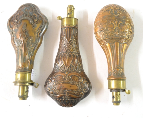 A 19th Century Copper Powder Flask by G & J W Hawksley, of violin shape embossed with diapering and