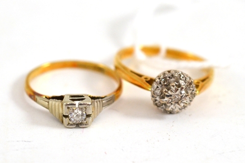 An 18ct gold diamond cluster ring and a diamond solitaire ring (2)
