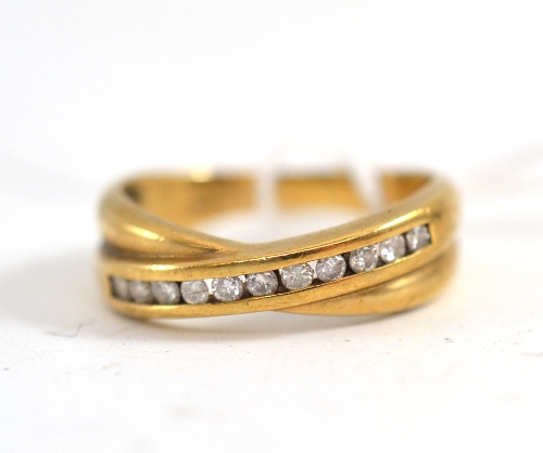 A 9ct gold crossover ring