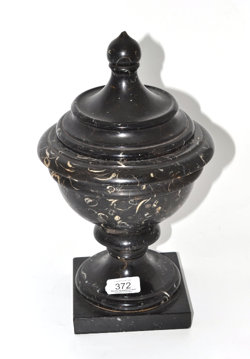 Black fossil marble urn with cover, 33cm high